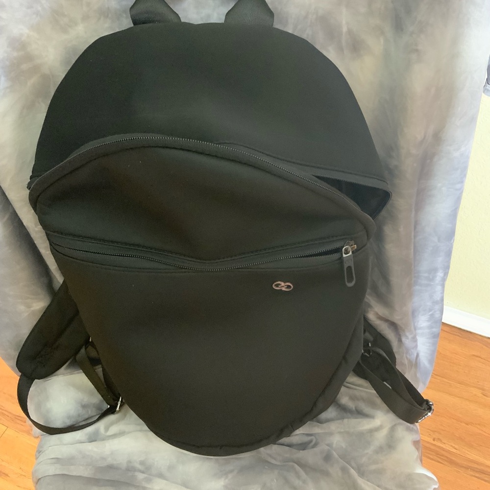 Carrie Underwood Calia nylon backpack